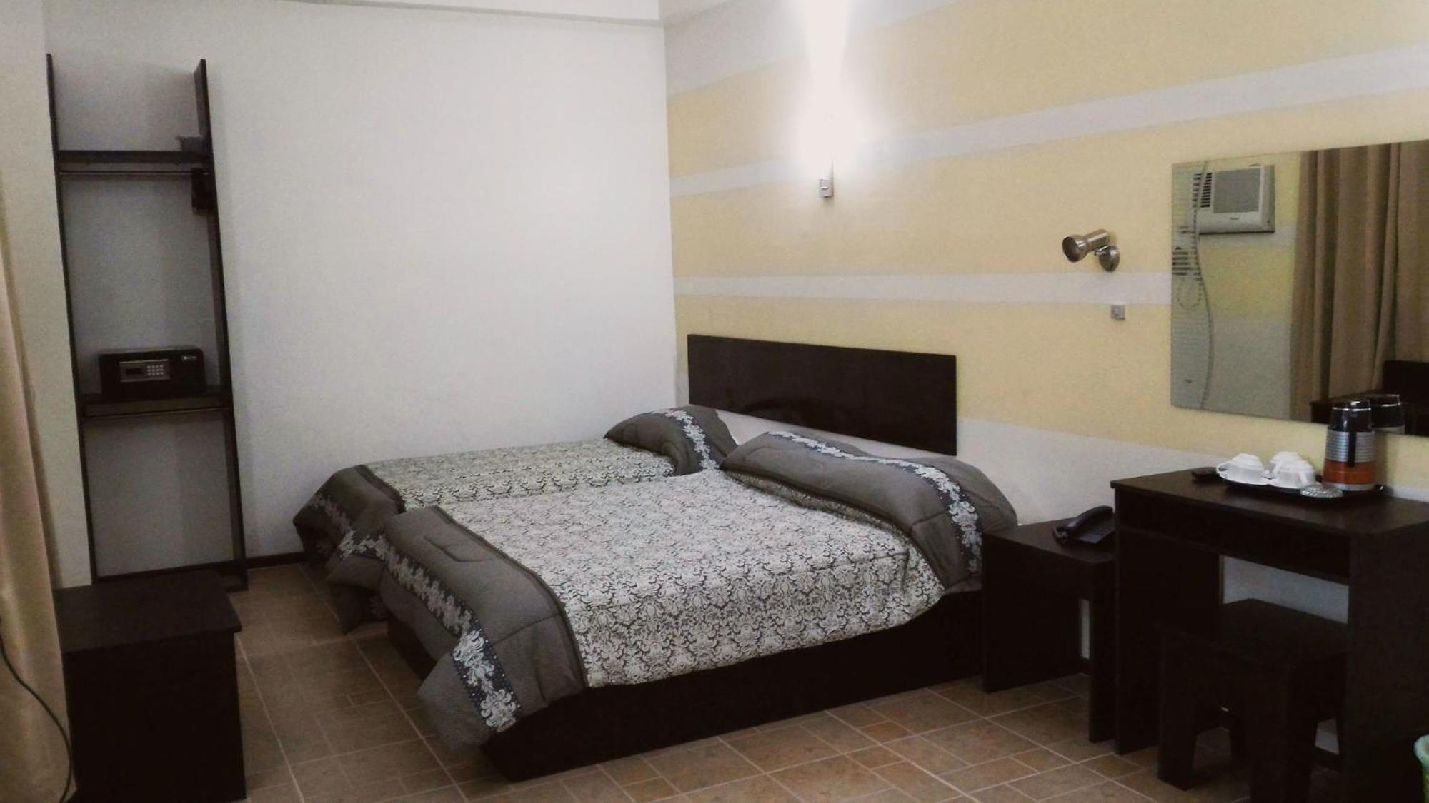 Metro Park Hotel Mandaue Cebu Quarto foto