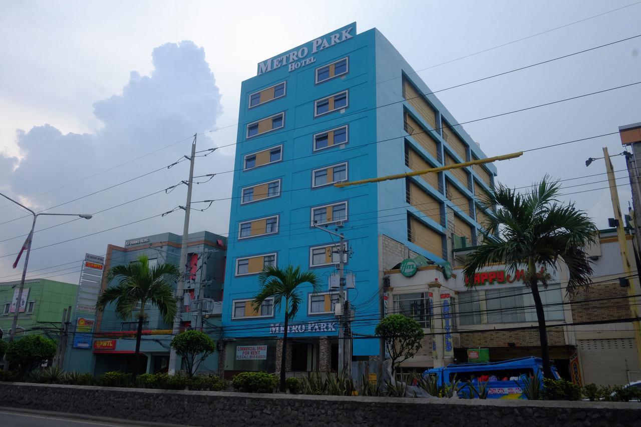 Metro Park Hotel Mandaue Cebu Exterior foto